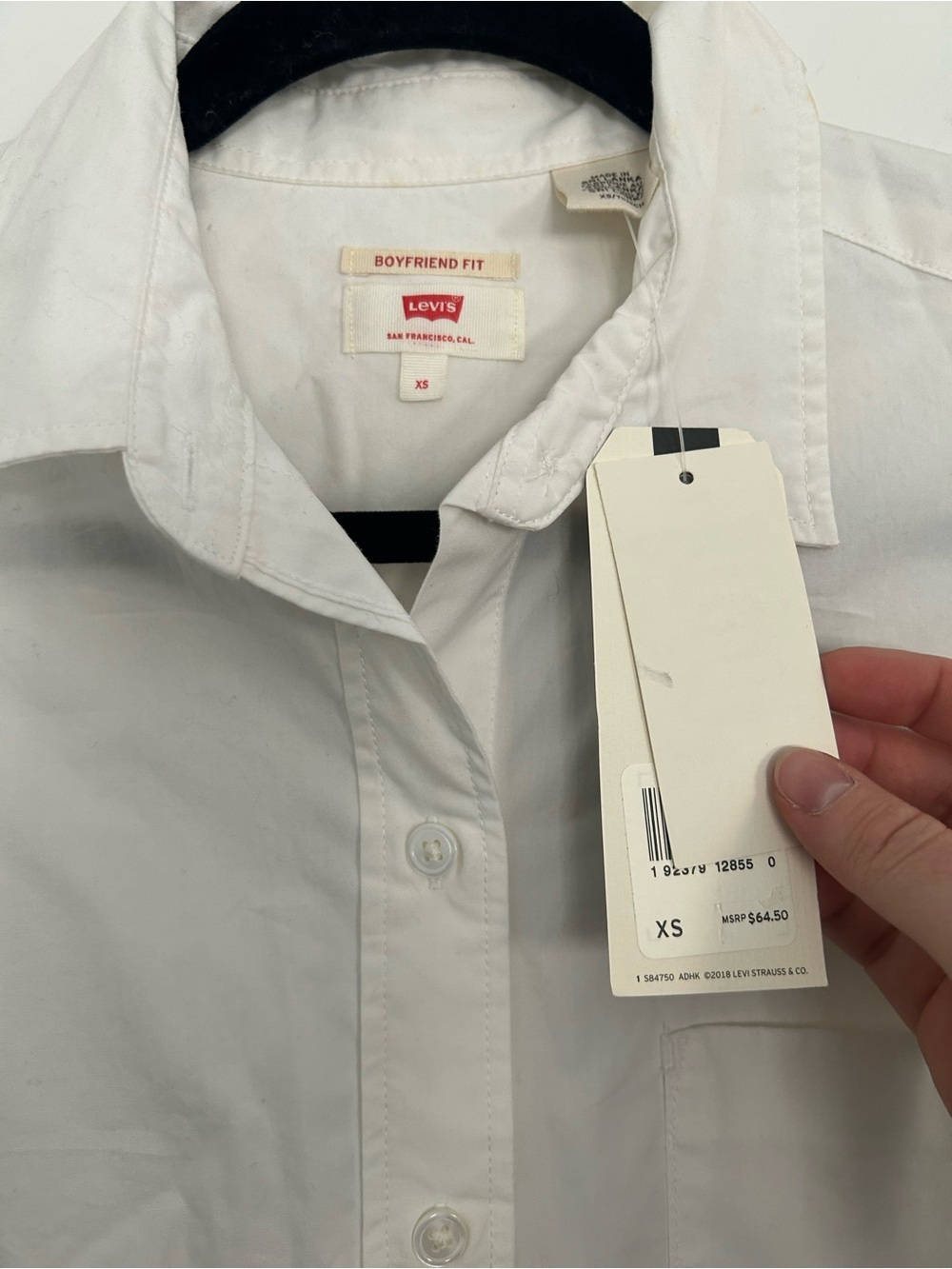 Levi’s Boyfriend Fit White Button Down Shirt NWT - Picture 3 of 4